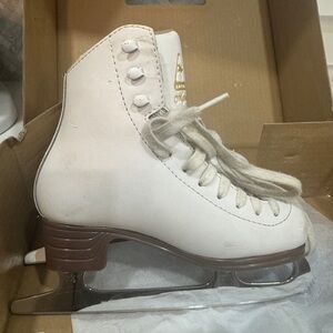 Jackson Mystique Girls Figure Skates 12.5